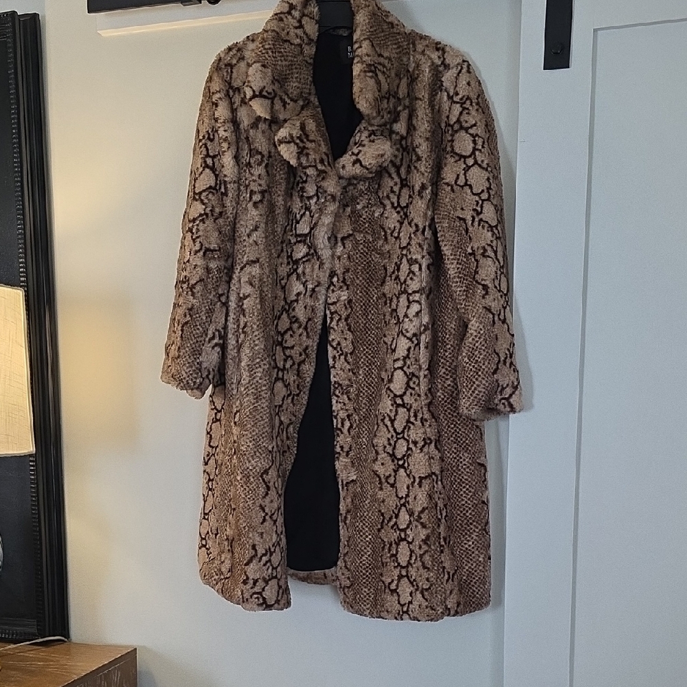 Badgley MISCHKA Faux Fur Snake-Print Coat - Taupe/Brown/Black  Size XS.